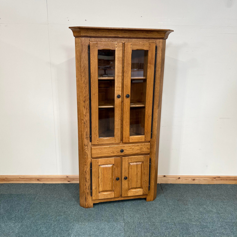 Large, German solid oak, 4 door, corner unit. (CU117) The Restored