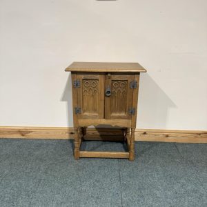Small, Carved Solid Oak, Pedestal Cabinet. (O162)