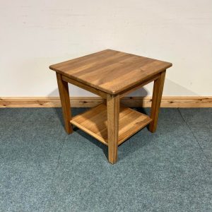 Medium Sized, Solid Oak, Side Table. (O173)