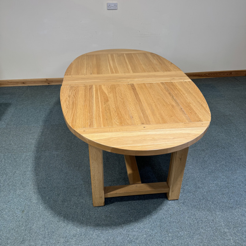 (TC343) Large, Oval, Solid Oak, Fixed Table and 6 Chairs. - Image 8