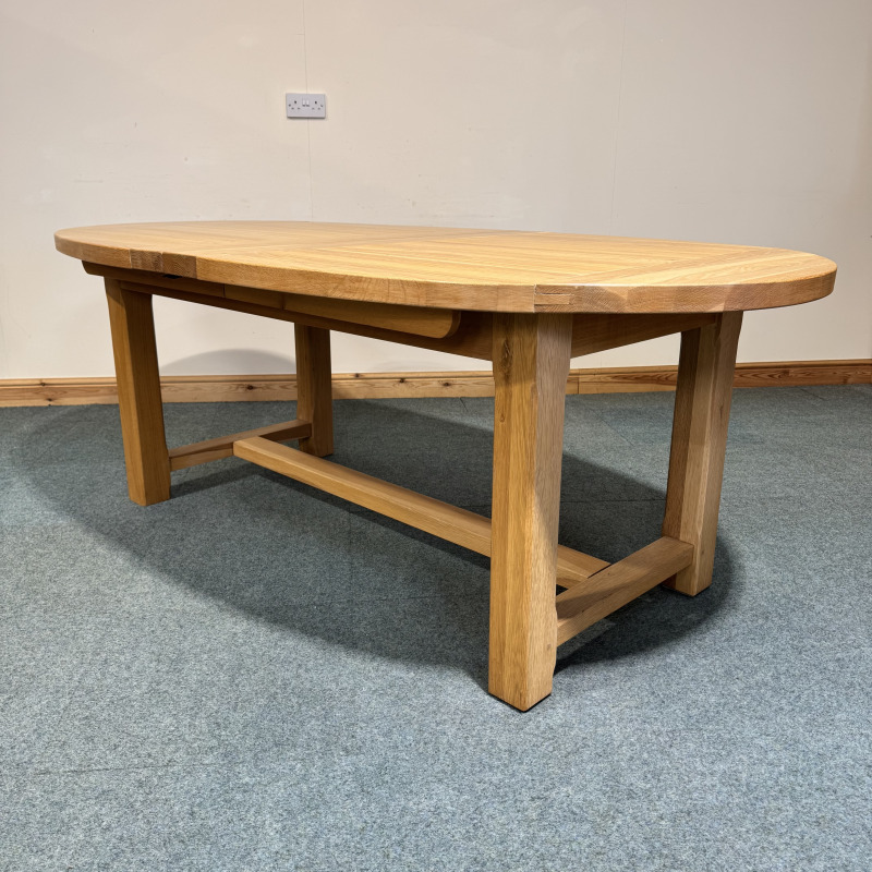 (TC343) Large, Oval, Solid Oak, Fixed Table and 6 Chairs. - Image 10