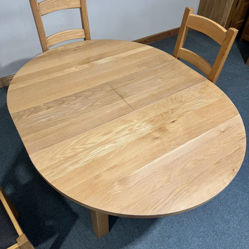 (TC357) Small, Round, Solid Oak, 1 Leaf Extending Table and 4 Chairs. - Image 5