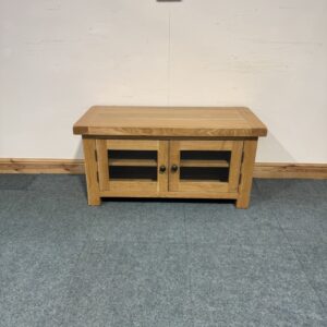 Small, Oak, Glazed, Standard TV Unit. (TV281)