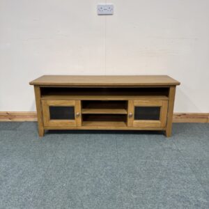 Medium Sized, Oak, Standard Glazed TV unit. (TV282)