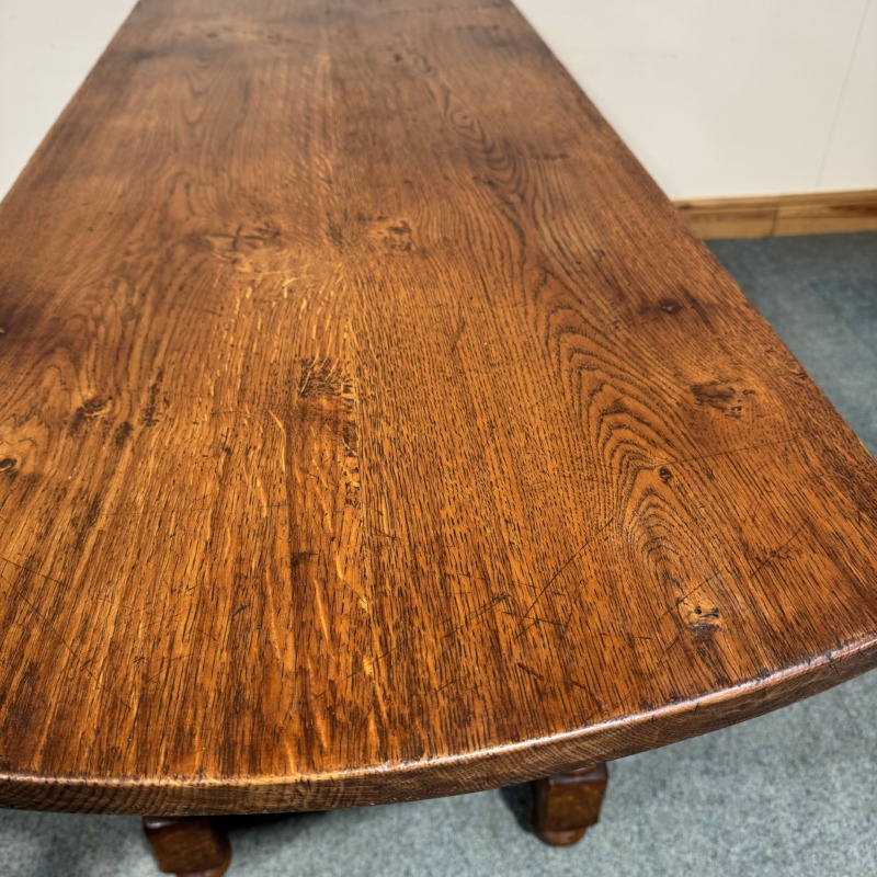 Magnificent! Extra Large, Rustic Solid Oak, Drop Leaf Table. (T120) - Image 10